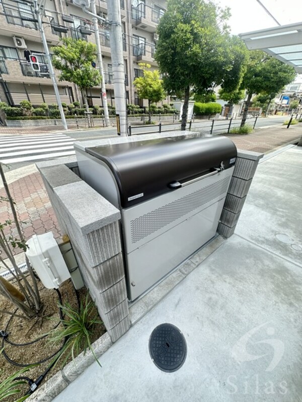 敷地内/建物
