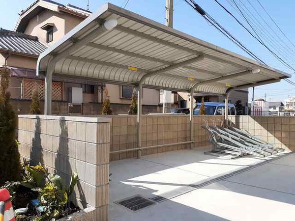 敷地内/建物