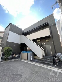 南海本線 湊駅 2階建 築13年の外観写真