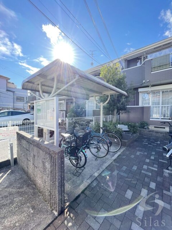 敷地内/建物
