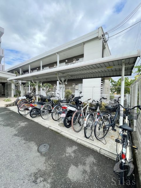 敷地内/建物
