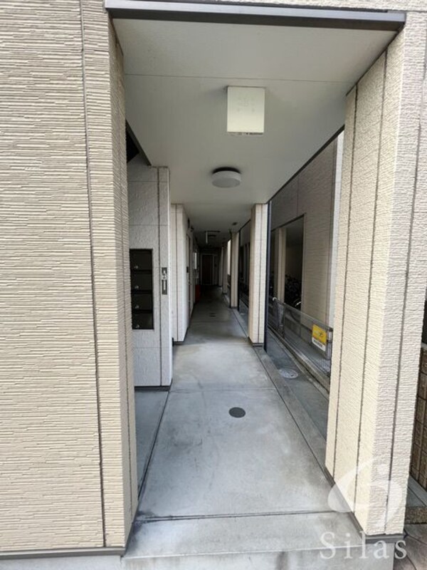 敷地内/建物