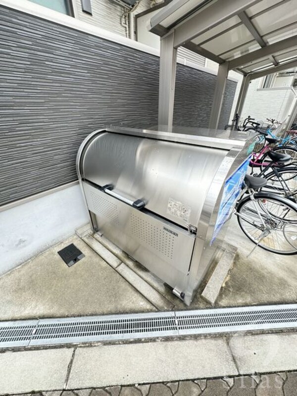 敷地内/建物