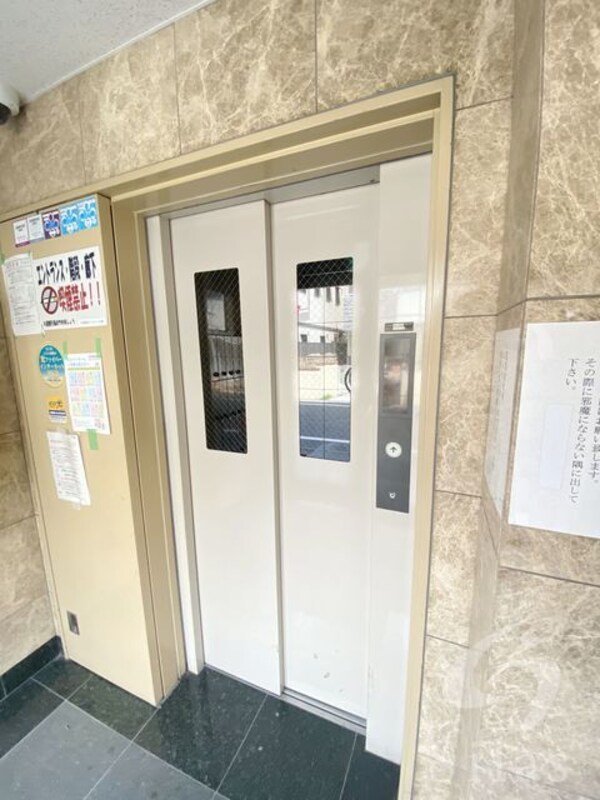 ロビー
