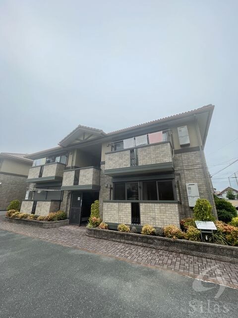 グラン・シャリオ萱振　A棟の物件外観写真