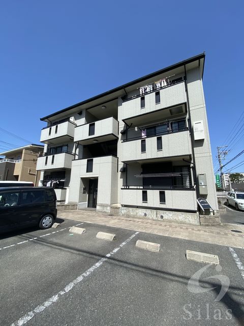 ファミールコート
