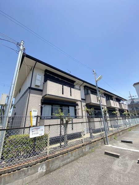 トリヴァンベール松川外観写真