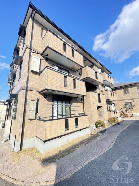 リビングタウン南花田　A棟