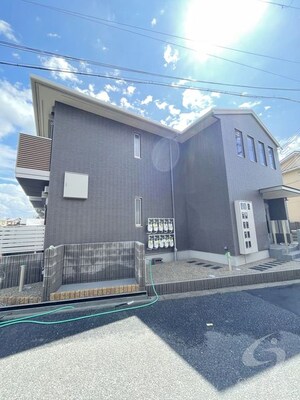 岸和田市小松里町ハイツ外観写真
