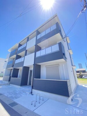 アバンティオ野出町外観写真
