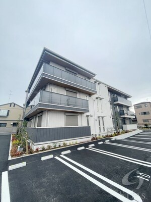 East Hills外観写真