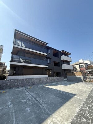 パサログランデ浜寺諏訪森Ⅱ外観写真