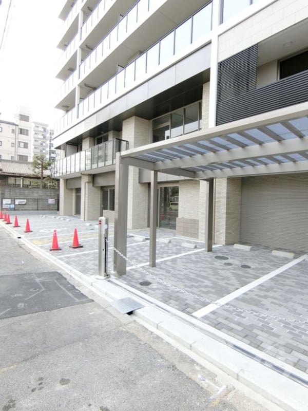 敷地内/建物