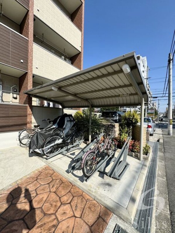 敷地内/建物