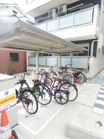 大阪メトロ谷町線 平野駅 3階建 築8年の外観写真