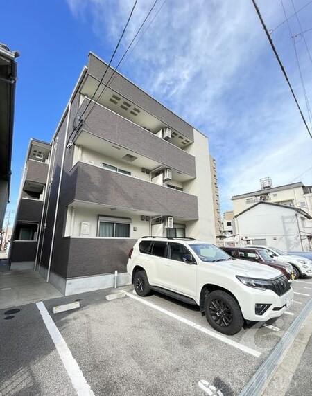 イゾラ　フォルトゥーナ外観写真