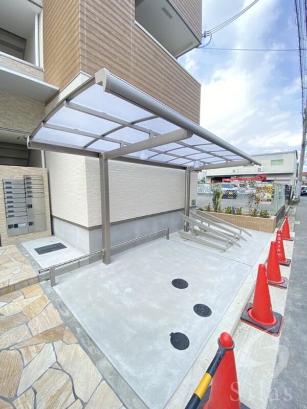敷地内/建物