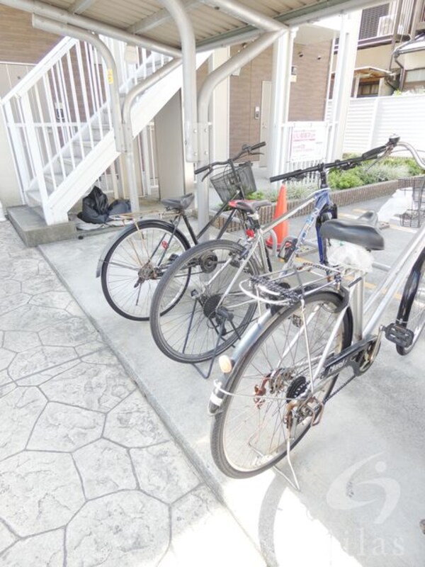 敷地内/建物