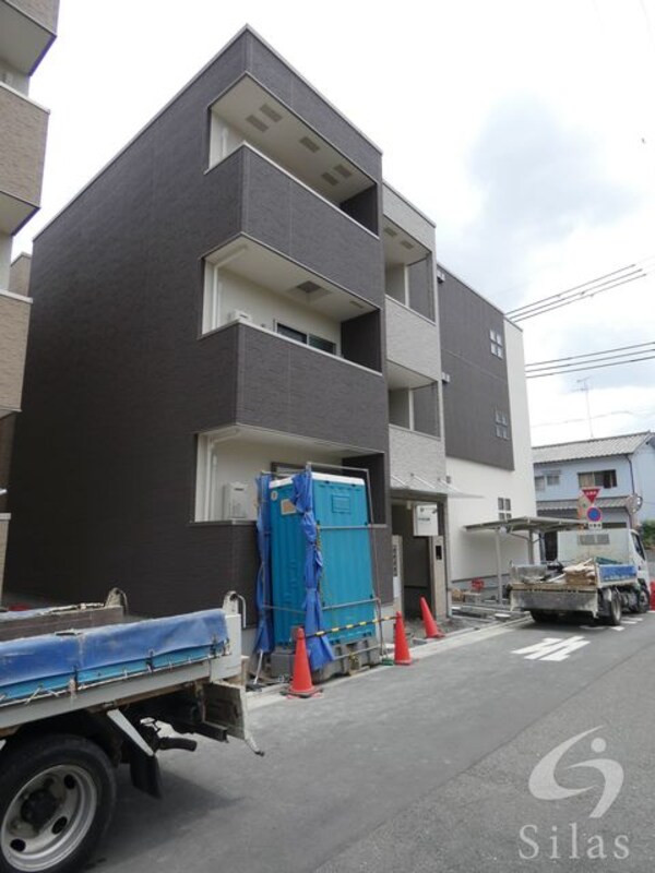 同型モデル