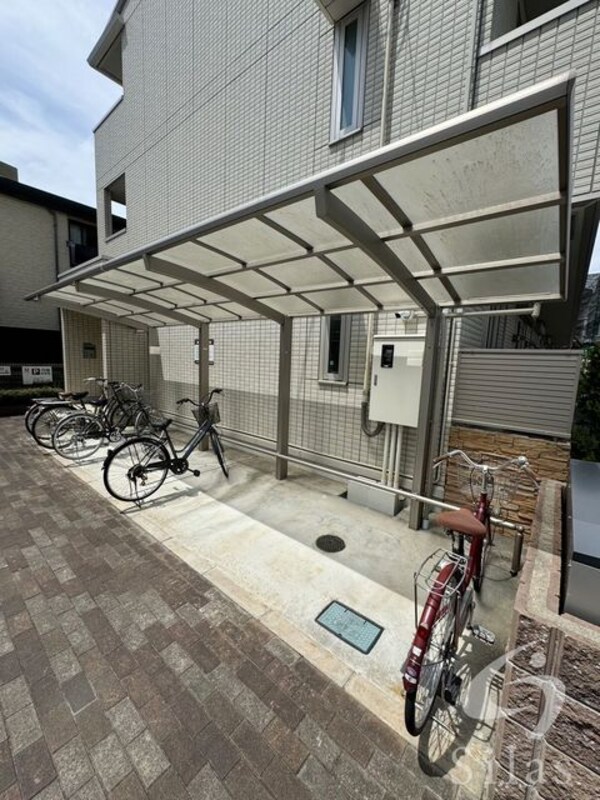 敷地内/建物