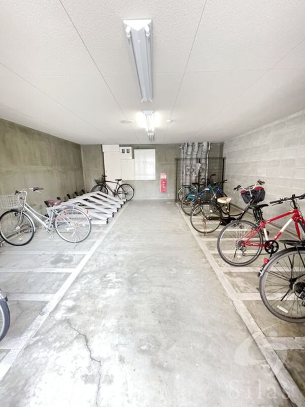 敷地内/建物