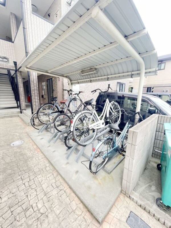 敷地内/建物