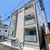 おおさか東線 新加美駅 3階建 築1年の外観写真