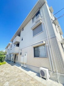 南海高野線 北野田駅 3階建 築8年の外観写真