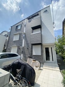 南海高野線 萩原天神駅 3階建 築4年の外観写真