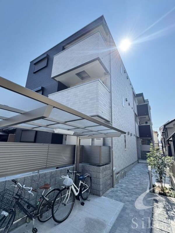 敷地内/建物