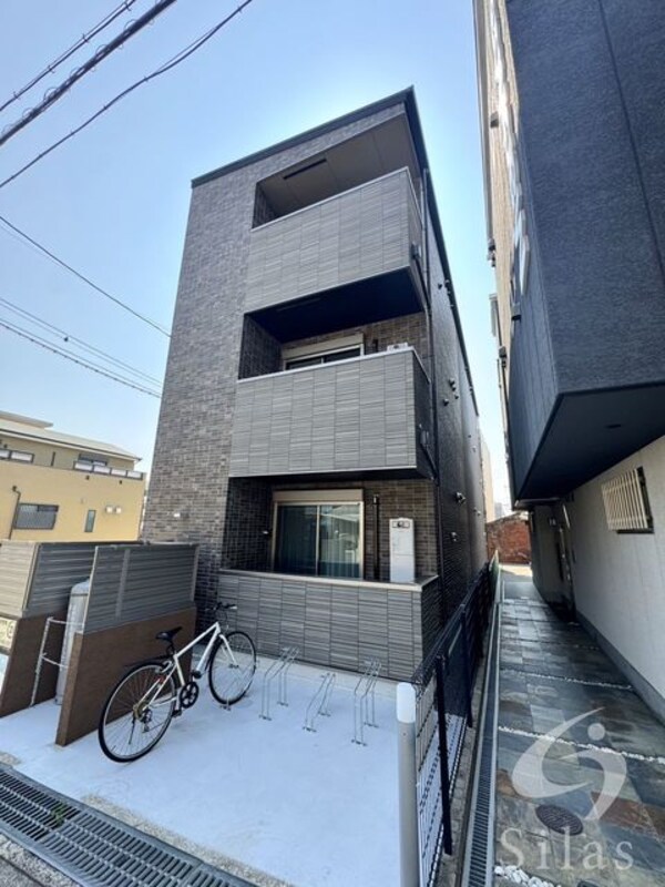 敷地内/建物