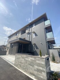 南海高野線 狭山駅 3階建 築1年の外観写真