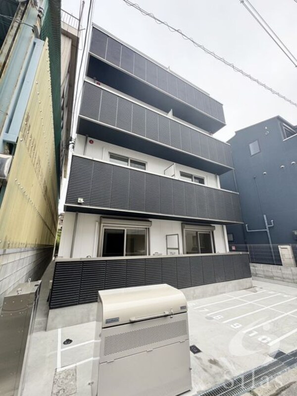 敷地内/建物