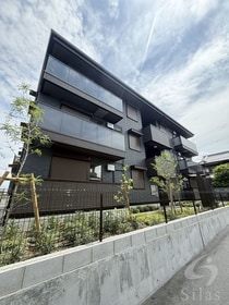 南海泉北線 深井駅 3階建 新築の外観写真