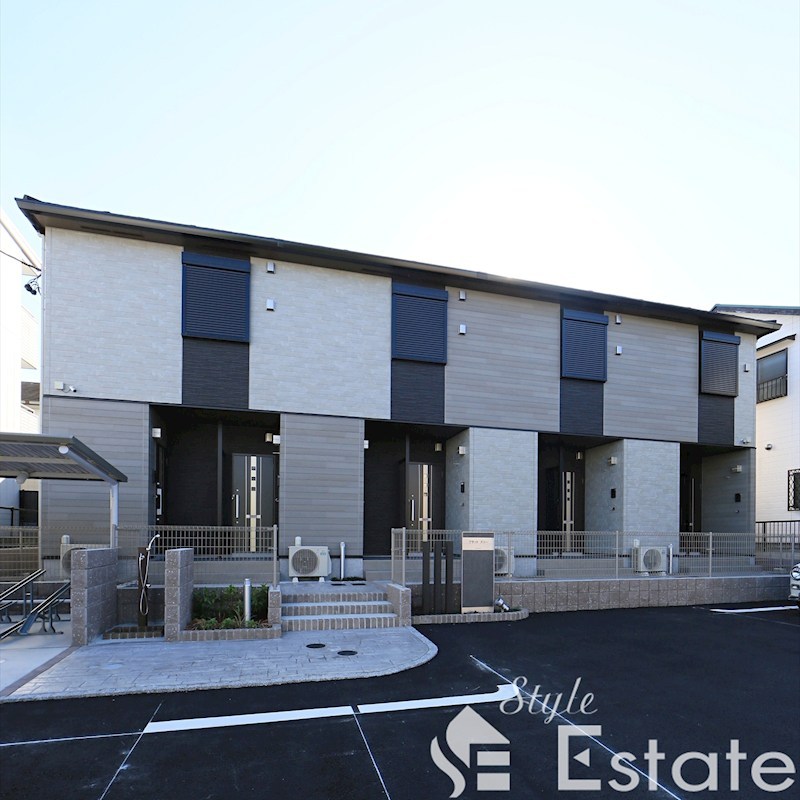 フラット・スリ－