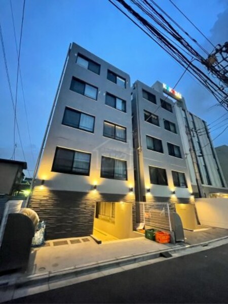 Air Tower Nippori　B棟（エアータワーニッポリビートウ）外観写真