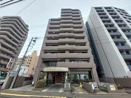 ライオンズマンション支倉丁外観写真