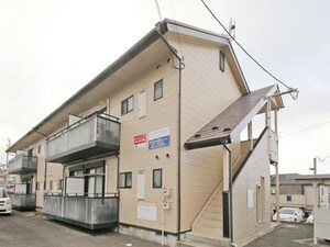 バーシティハウスパピィ外観写真