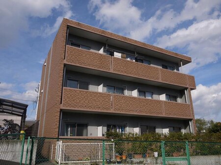 ＥＣＯＬＥ川内外観写真