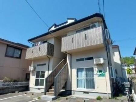 サンプレイス国見２丁目外観写真