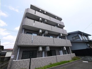 ヴェルソー台原外観写真
