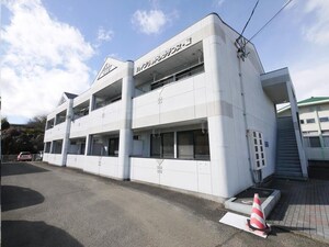 ハイブリッドレジデンスIII外観写真