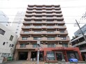 上杉八番館