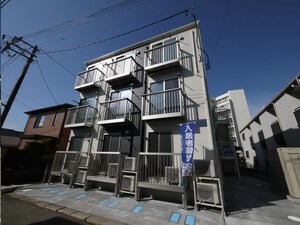 ＬＡＰＬＡＣＥ小松島外観写真