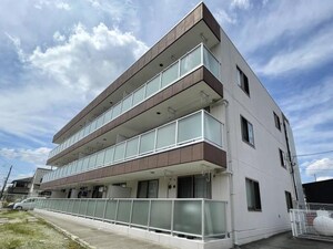 荒井ハイツ参番館外観写真