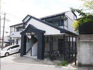 モンペ・クァ外観写真
