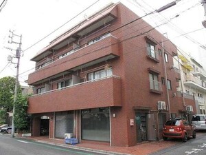 ファミールカワセ外観写真