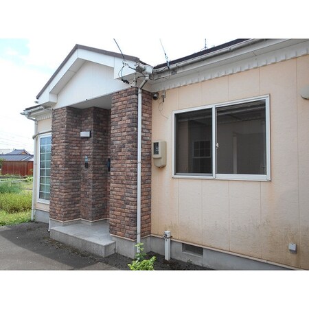 荒川2丁目貸家Ｃ棟外観写真
