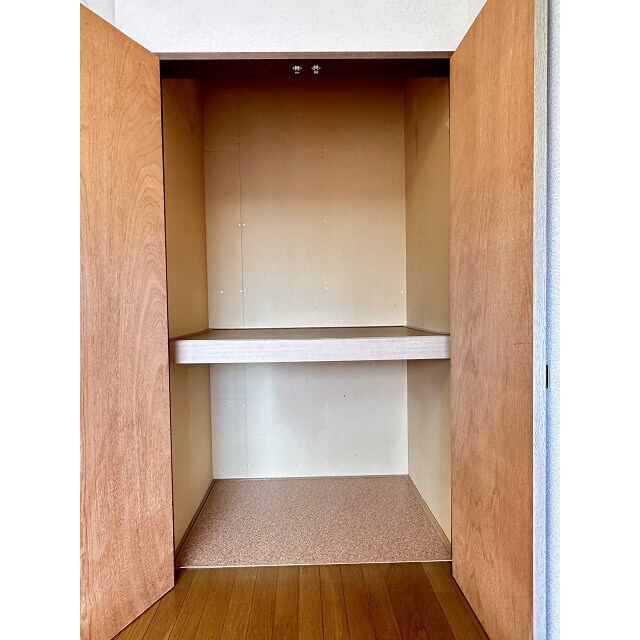 物件内観写真17　(洋室)