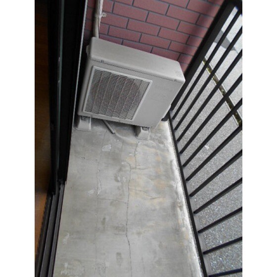 物件内観写真10　(ベランダ)